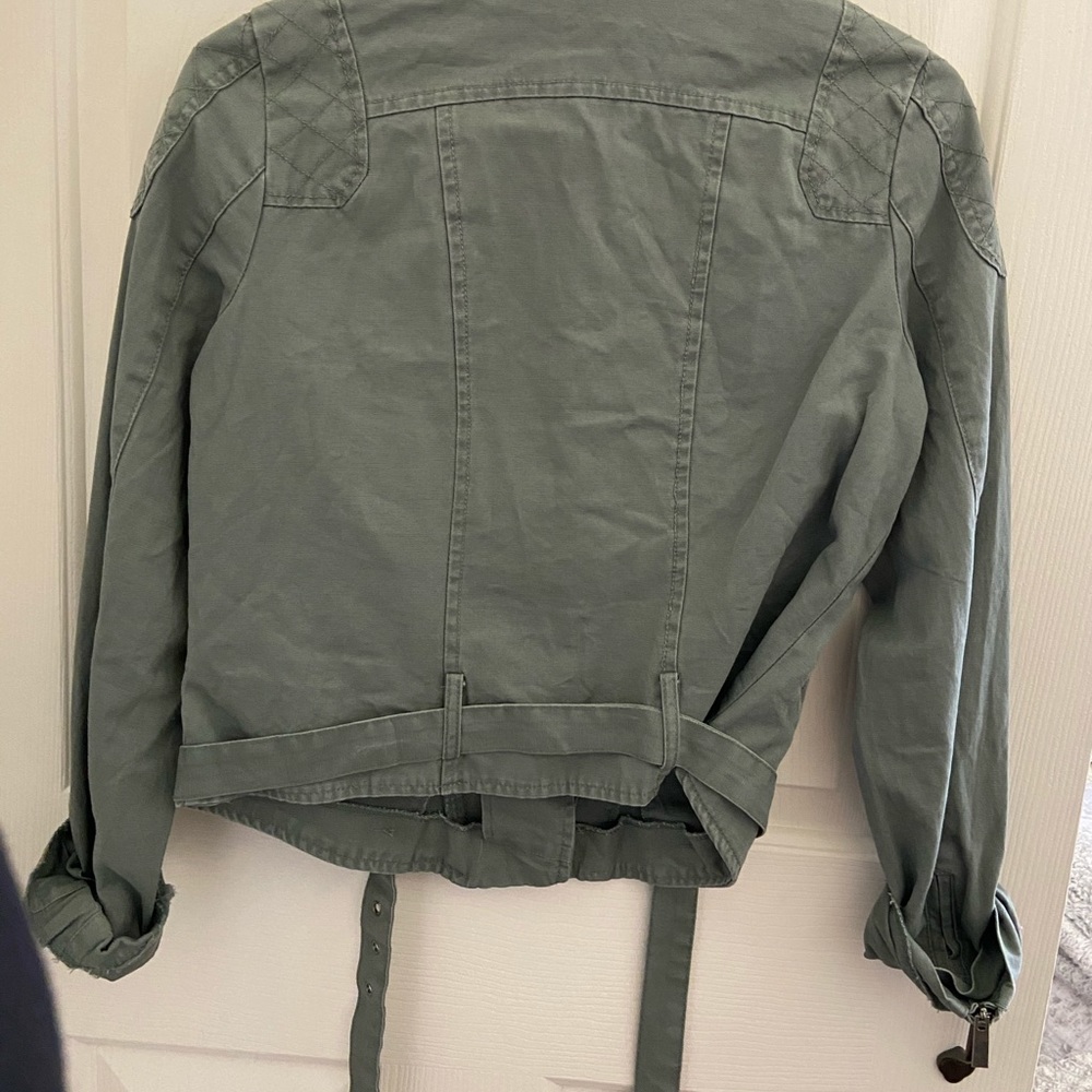 jacket - Picture 6 of 6